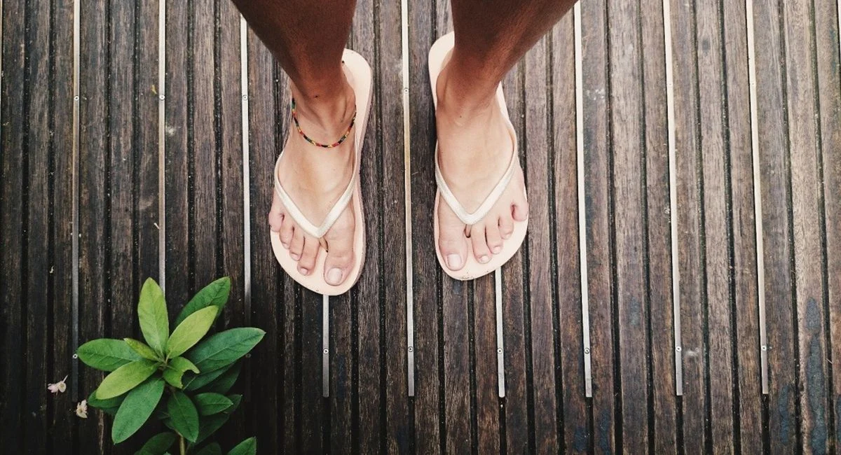 Illustration, prix pour se faire couper les ongles des pieds